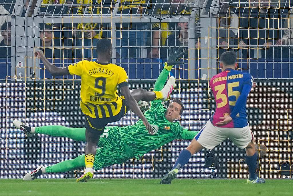 包含体育盛事一触即发,各国球员备战雄心勃勃的词条 包含体育盛事一触即发,各国球员备战雄心勃勃的词条