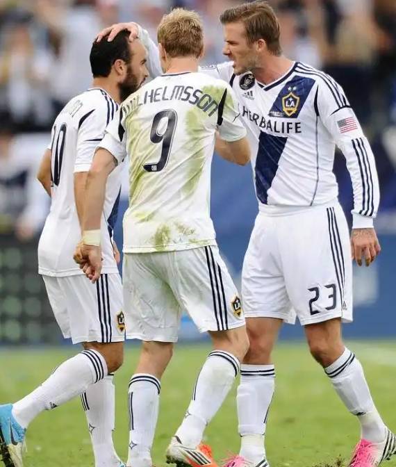 爱游戏官方登录入口-锡耶纳主场告捷，重返积分榜前列的简单介绍