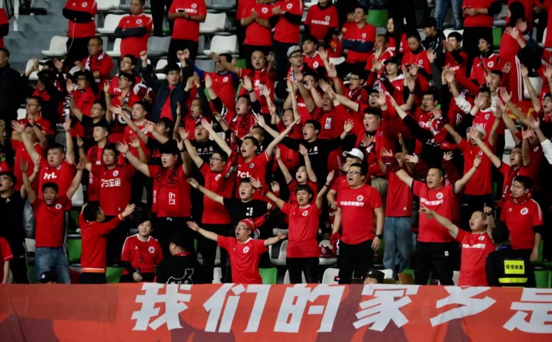 包含匈牙利队遭遇困境，前路仍有希望的词条