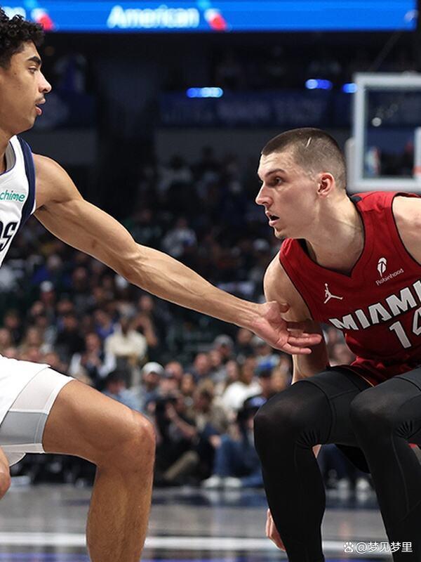 热火不敌独行侠,遭遇季后赛失利 热火不敌独行侠,遭遇季后赛失利