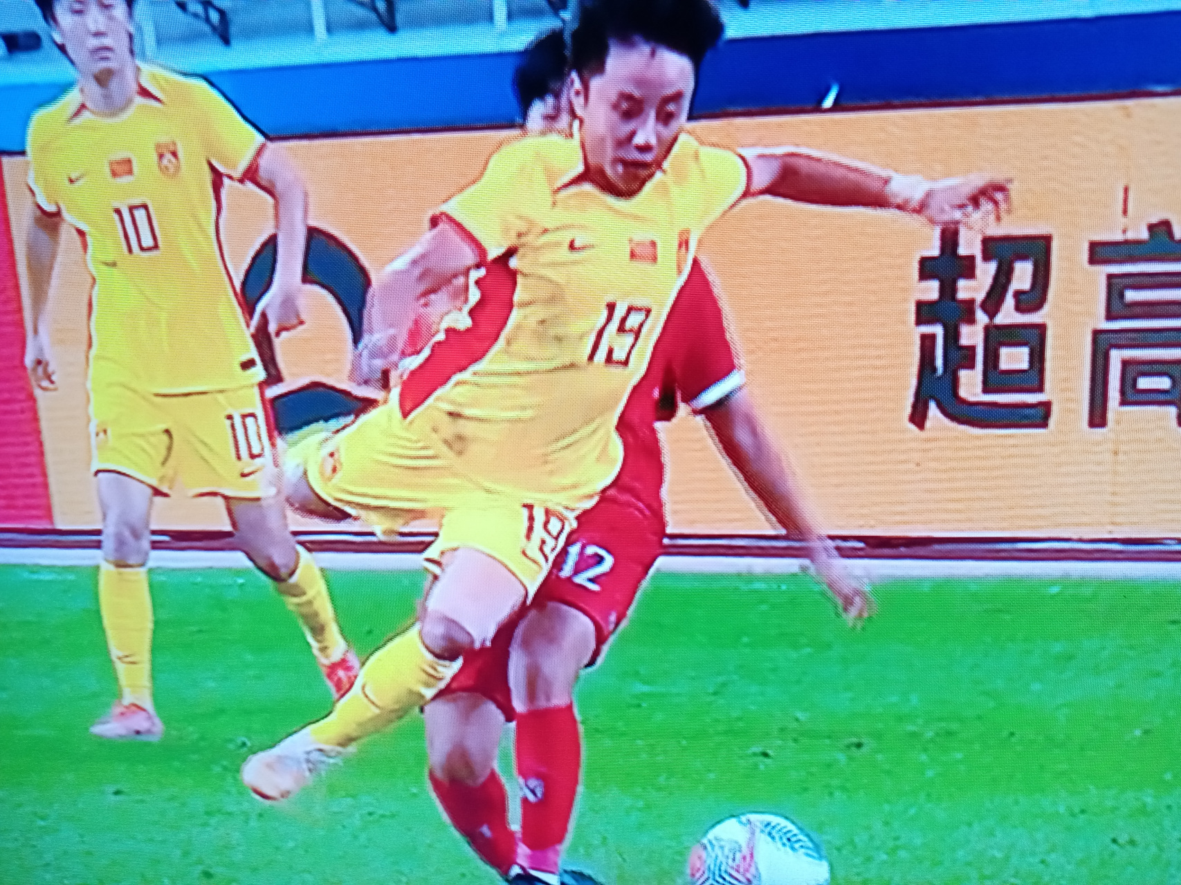 爱游戏网页版入口-国际女子足球比赛将开启新一轮赛事