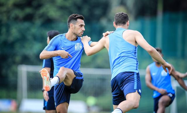 爱游戏官网入口-关于广州富力客场对战上海上港，实力对比谁将拿下宝贵的分？的信息