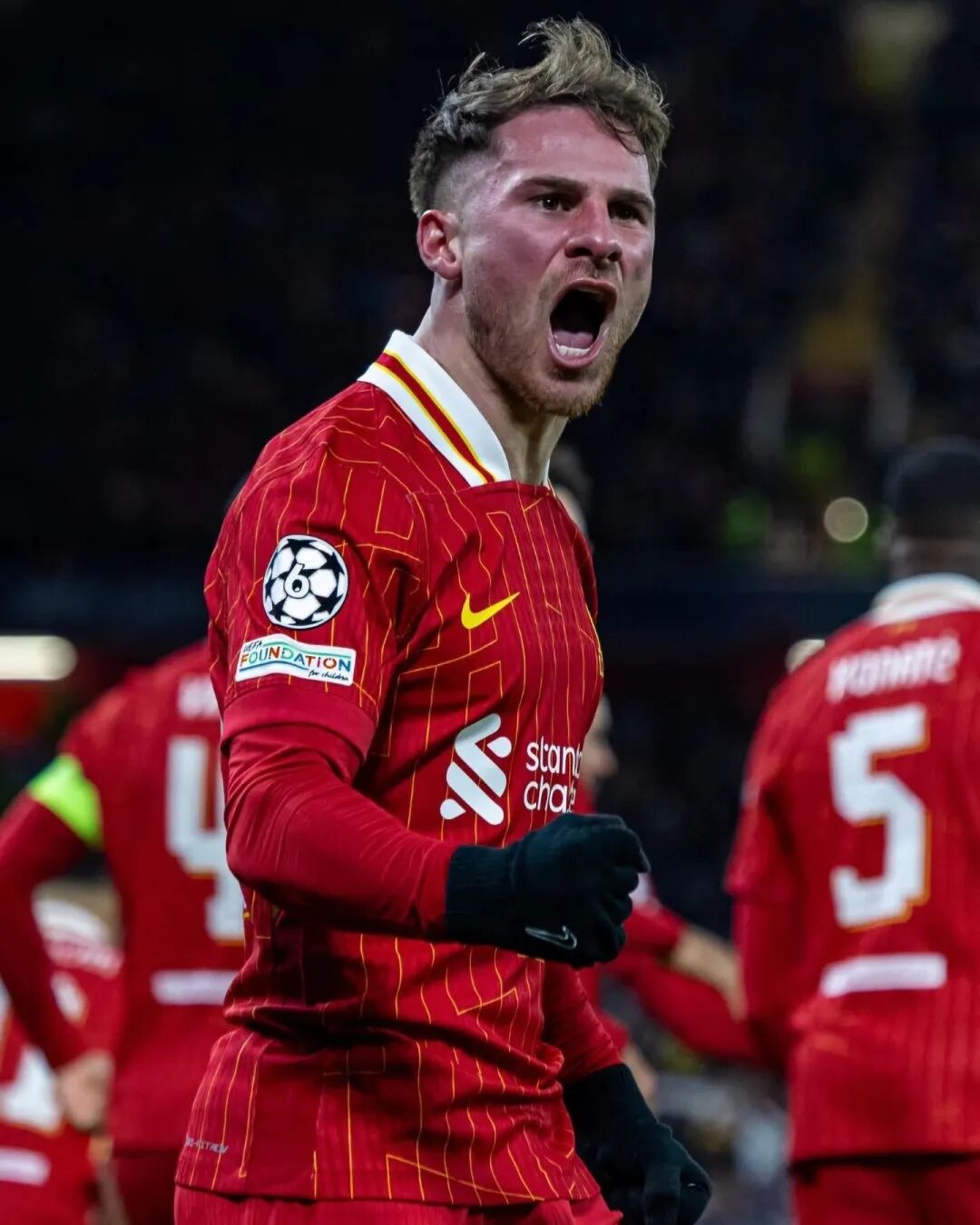 利物浦后卫复出!助球队稳固防线 利物浦后卫复出!助球队稳固防线