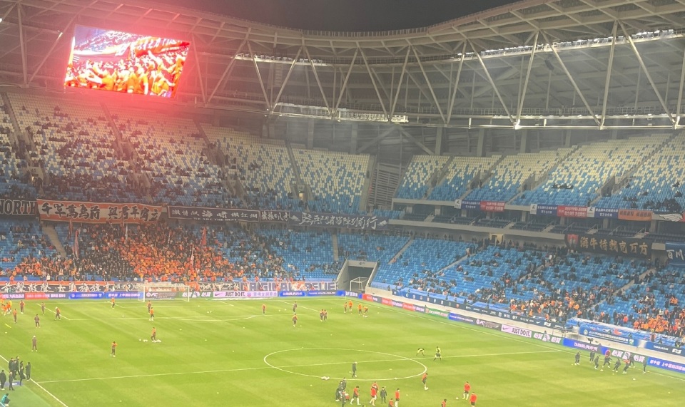 爱游戏课程-华夏幸福主场1-3不敌长春亚泰，遭遇连败