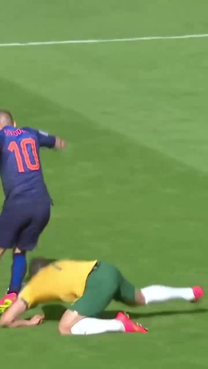 荷兰队遭遇强敌,险胜晋级下一轮的简单介绍 荷兰队遭遇强敌,险胜晋级下一轮的简单介绍