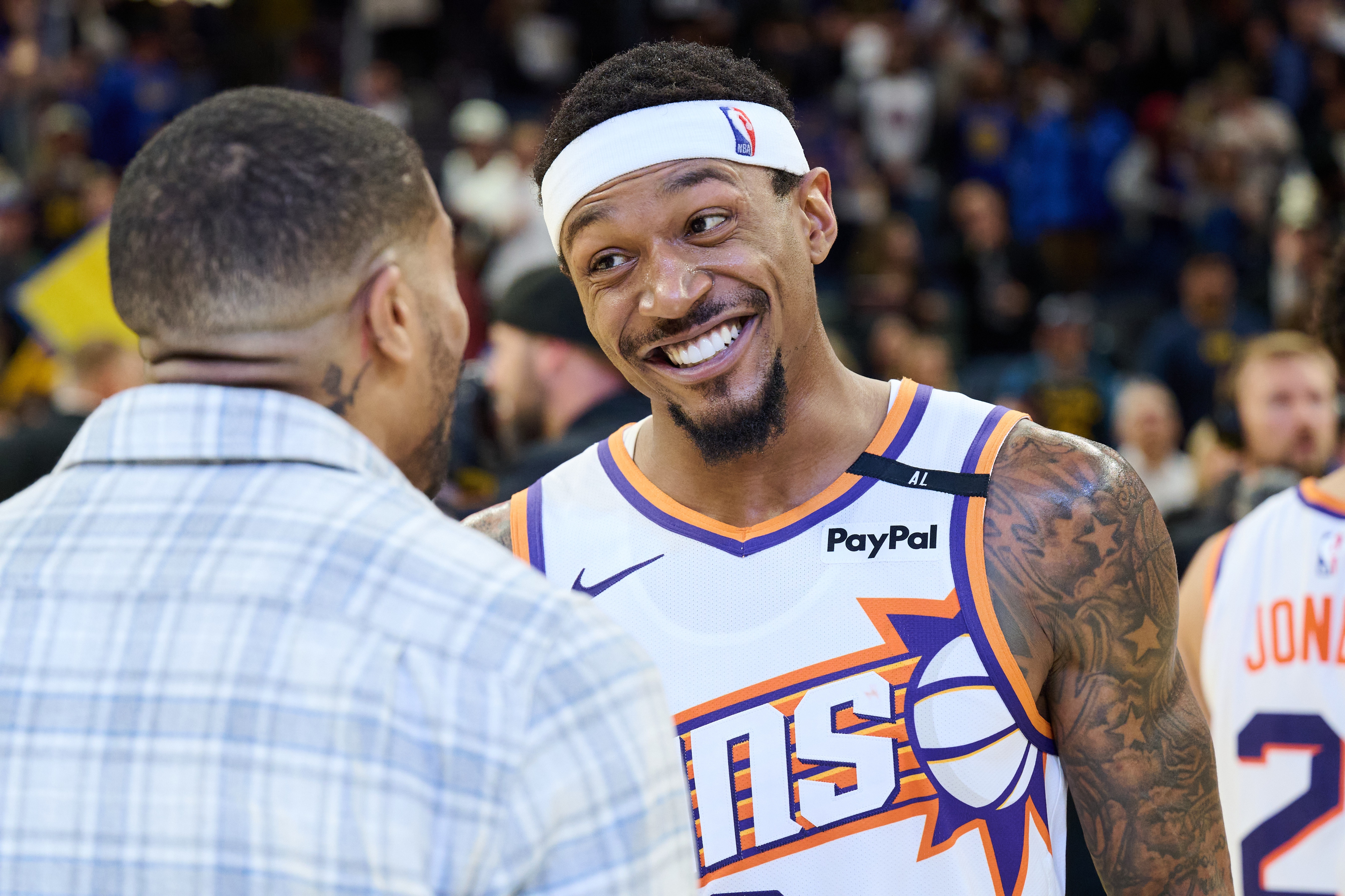 爱游戏在线-太阳球员迎来生涯首秀表现出色