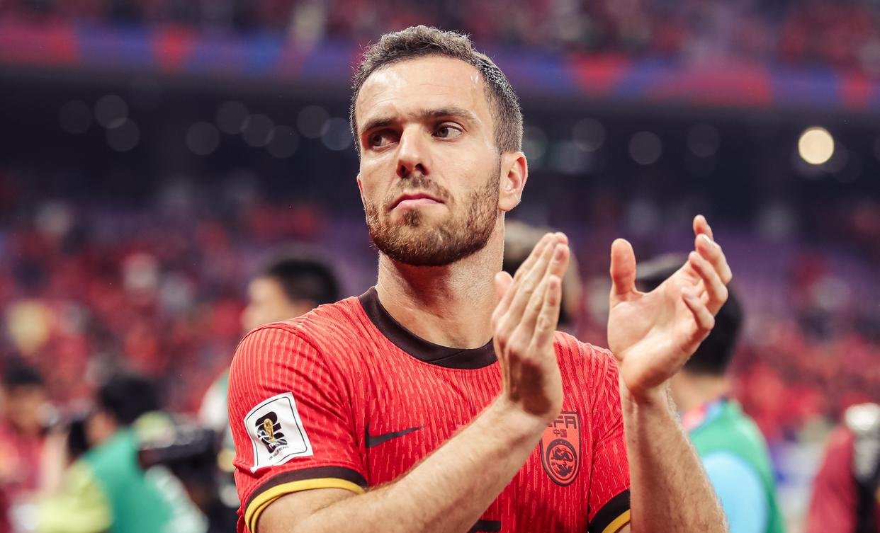 爱游戏娱乐-保级球队豪取胜利，争夺留级希望